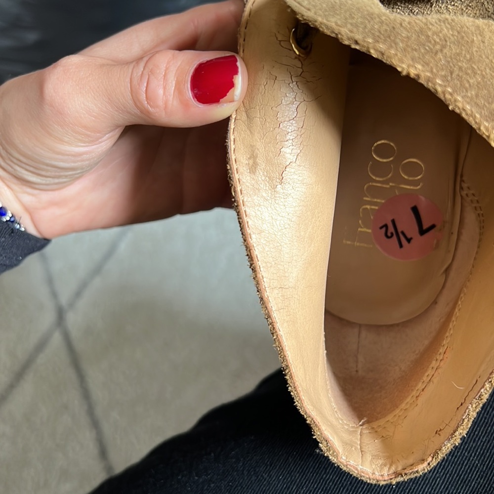 Cute booties 🤎💛 - Picture 11 of 16